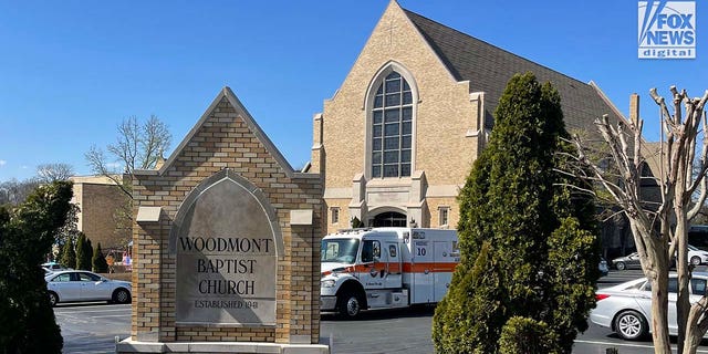 Woodmont Baptist exterior
