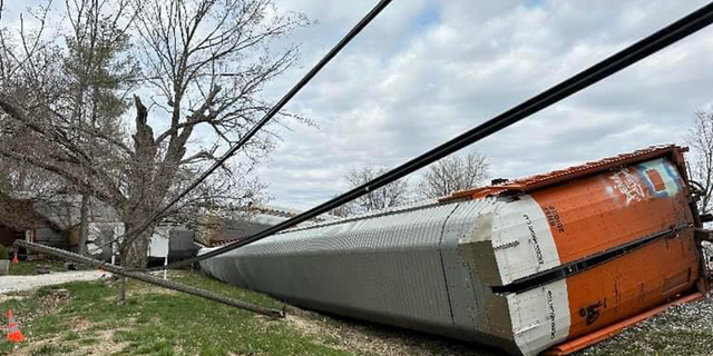 Eyewitness photo taken at site of train derailment in Glendale, Kentucky on March 16th, 2023.