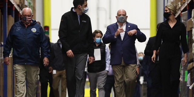 Mantan Gubernur Maryland Larry Hogan, dalam mengumumkan dia tidak akan mencalonkan diri sebagai presiden pada tahun 2024, mengatakan Partai Republik harus beralih dari Donald Trump.