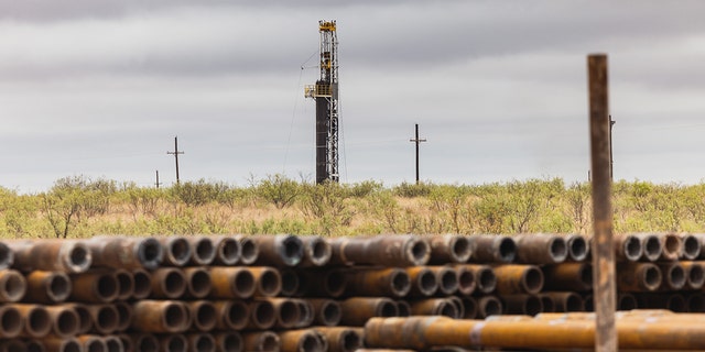 Texas drilling and pipes