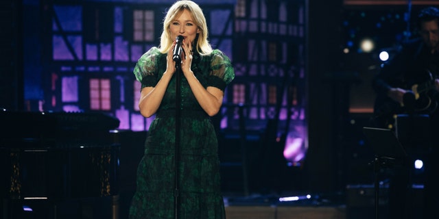 Jewel rose to fame in 1995 with her debut album "Pieces of You."