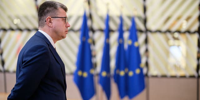 Menteri Luar Negeri Estonia Urmas Reinsalu berbicara kepada media pada 23 Januari 2023 di Brussel.