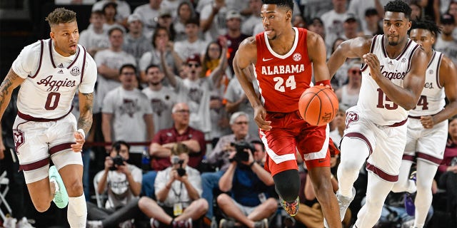 Alabama Crimson Tide forward Brandon Miller, #24, leads a fast break during the basketball game between the Alabama Crimson Tide and Texas A&amp;M Aggies at Reed Arena on March 4, 2023 in College Station, Texas. 