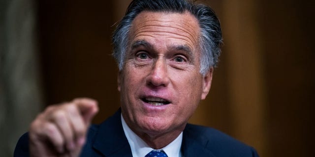 Senator Mitt Romney, R-Utah, mengatakan kepada Fox News Digital bahwa dia belum mendengar apapun tentang masalah tersebut dalam beberapa minggu terakhir (Tom Williams/CQ-Roll Call, Inc via Getty Images)
