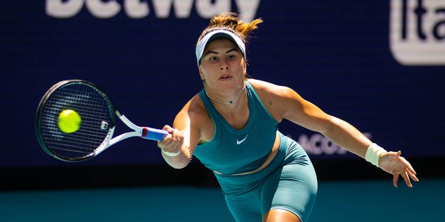 Bianca Andreescu plays against Sofia Kenin at the Miami Open at Hard Rock Stadium on March 26, 2023.