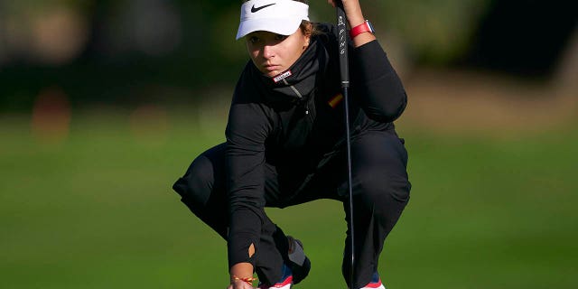Carla Tejedo putts on the 18th hole during the Spanish Professional Women's Golf Championship at Oliva Nova Beach and Golf Resort on Dec. 4, 2020, in Oliva, Spain.