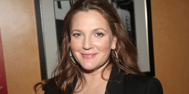 Drew Barrymore admits that she is not into traditional pampering to unwind.