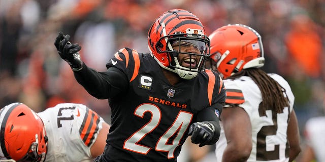 Vonn Bell #24 of the Cincinnati Bengals reacts in the third quarter against the Cleveland Browns at Paycor Stadium on December 11, 2022 in Cincinnati, Ohio.