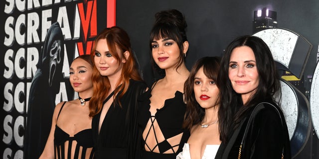 Devyn Nekoda, Liana Liberato, Melissa Barrera, Jenna Ortega and Courteney Cox at the "Scream VI" premiere.