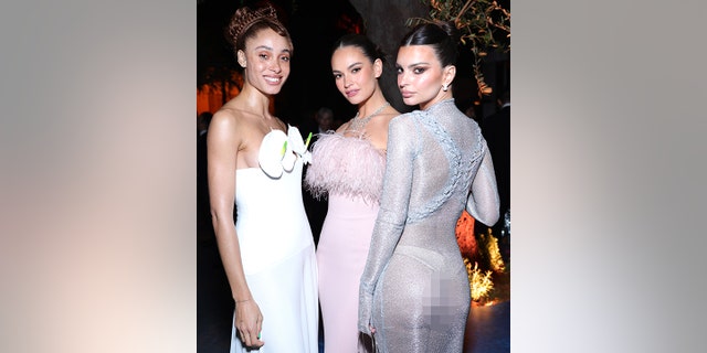 Emily Ratajkowki posed for a photo with Adwoa Aboah and Lily James, highlighting her rear.
