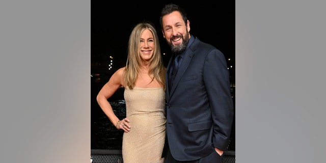 Adam Sandler exposed him "murder mystery 2" Co-star Jennifer Aniston was even fitter than he was on the set.