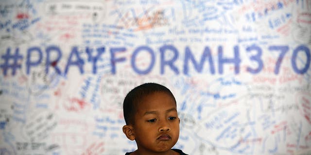 Malasia busca la ayuda de Interpol para encontrar al comediante que contó el chiste del avión desaparecido como "gratuitamente ofensivo" 4 MH370 Documental de Netflix