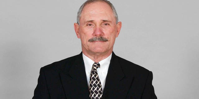 Dale Lindsey poses for his 2006 NFL headshot.