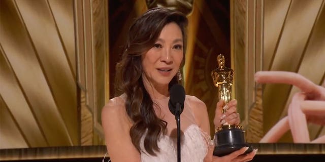 Oscar winner Michelle Yeoh took a swipe at CNN's Don Lemon during her acceptance speech at the 95th Academy Awards.