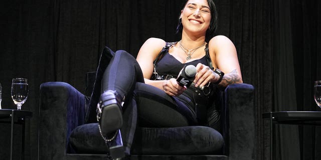 U-Rhea Ripley ukhuluma emhlanganweni "Ukuhlanganyela Kwabalandeli Okubusayo Emicimbini Ebukhoma" Iseshini ngesikhathi seNgqungquthela ye-SXSW Nemikhosi e-Austin Convention Center ngoMashi 11, 2023, e-Austin, eTexas.