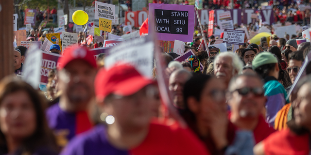SEIU 99