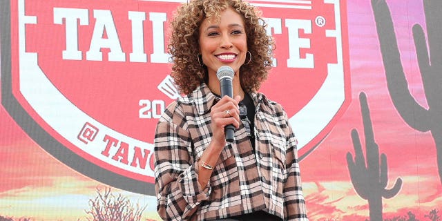 Sage Steele in Phoenix in February 2023