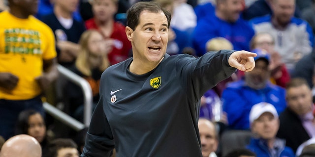 Baylor head coach Scott Drew leads his team during the Big12 Tournament game between the Baylor Bears and the Iowa State Cyclones on Thursday, March 9, 2023 at the T-Mobile Center in Kansas City, Missouri.