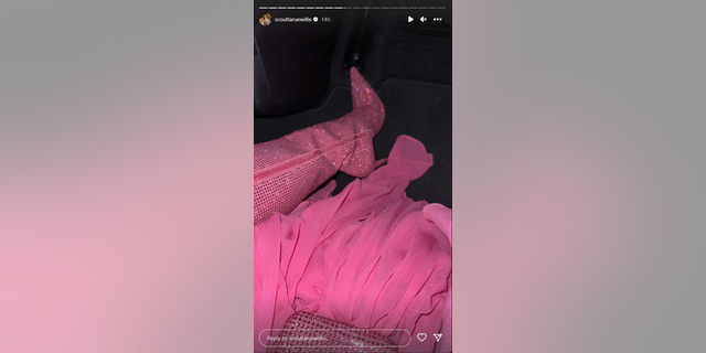 Scout Willis showcased her pink boots on her Instagram story