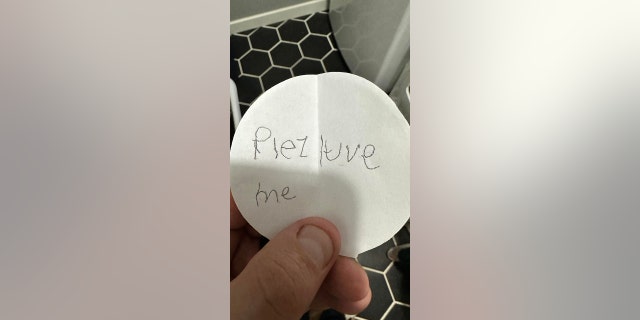 This is the note that his foster daughter shared with Reddit user SoDakZak.