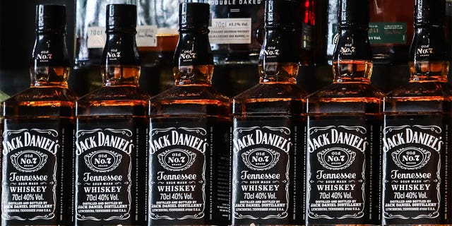 Meet The American Who Taught Jack Daniel To Make Whiskey: Nearest Green ...