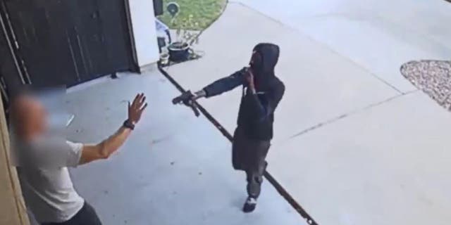 A Houston man is speaking out after two teens tried to carjack him at gunpoint