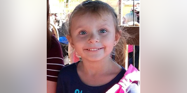 Autoridades mexicanas encuentran a niña de 8 años en el estado de Washington desaparecida desde que regresó a EE. UU. en 2018: FBI 4 Su madre biológica, Aranza María Ochoa López, fue secuestrada el 25 de octubre de 2018 en un centro comercial de Vancouver, Washington, según el FBI. Fue encontrada por las autoridades mexicanas en febrero en Michoacán.