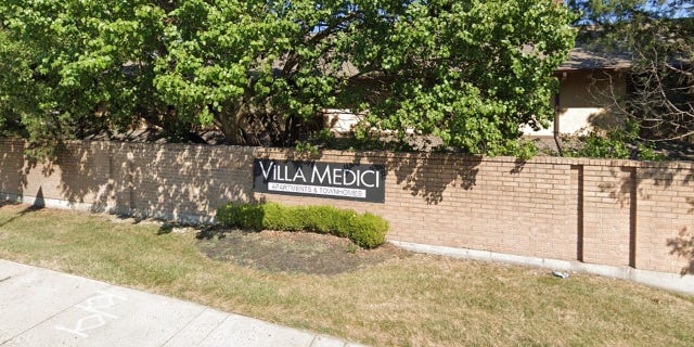 Federal agents engaged in an hours-long standoff with a suspect at the Villa Medici apartment complex, pictured here in Overland Park, Kansas.