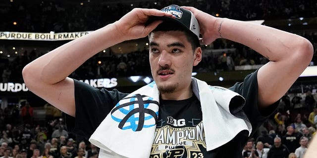 Purdue's Zach Edey celebrates his team's 67-65 victory over Penn State for the Big Ten tournament championship in an NCAA college basketball game on Saturday, March 11, 2023, in Chicago.