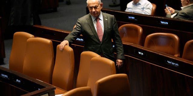 Netanyahu le dice a Piers Morgan que la democracia está segura en Israel a pesar de los movimientos para arrebatar el control de 'muy poderosos' 4 Se espera que el gobierno del primer ministro israelí, Benjamin Netanyahu, impulse una reforma integral del sistema judicial del país.