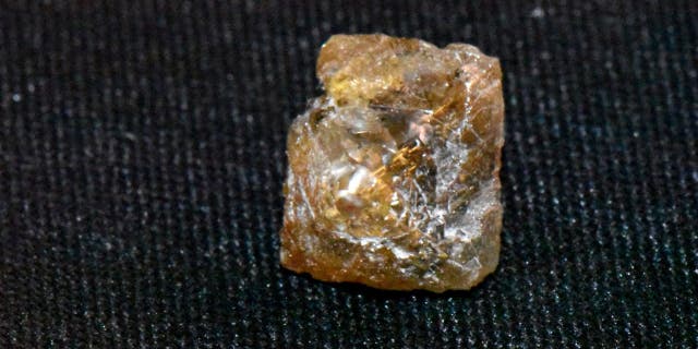 Lucky Arkansas man finds 3.29-carat brown diamond at state park 4 According to park rangers, the jewel is the largest diamond found at Crater of Diamonds State Park this year.