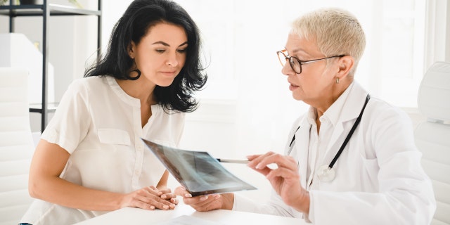 There have been minimal advances in bone cancer treatments over the past four decades, doctors said — with one telling Online News 72h Digital,