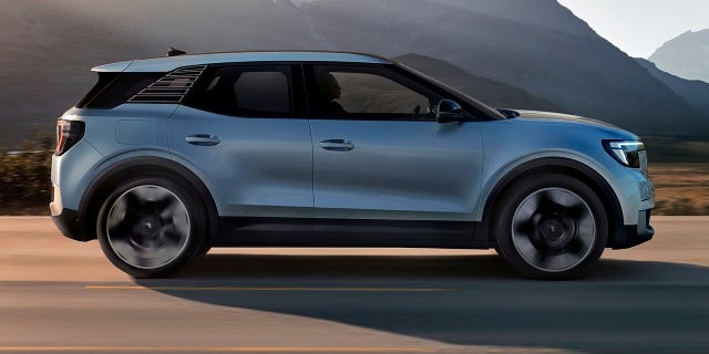 The electrical Ford Explorer is built connected a level shared pinch Volkswagen.