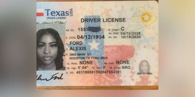 A Texas woman tried to sell a car she rented by asking the buyer to take a picture of her ID, which the Humble Police Department thought was a fake.