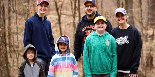 The Honor Foundation helps America's highly trained military succeed 'on the other side of the uniform' 3 Yuma Barnett and his family