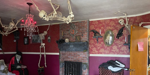'Haunted' Texas home filled with caskets and skeletons listed for sale at $125K 3 No matter where you turn, this home is filled with things of nightmares.