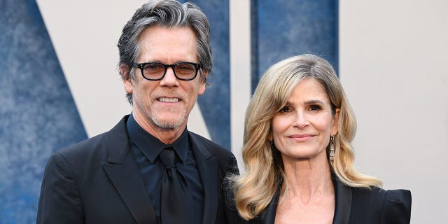 Kevin Bacon and Kyra Sedgwick smiling