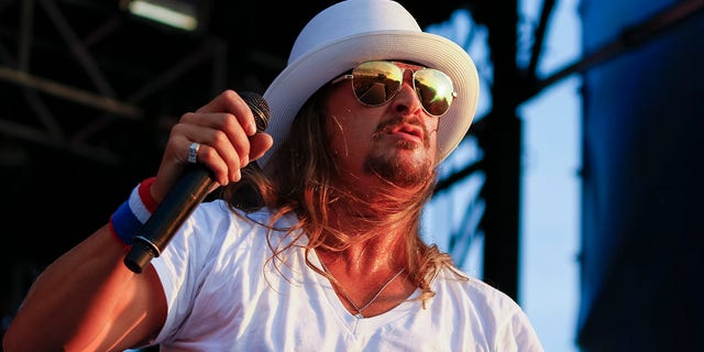 Jelly Roll called Kid Rock "borderline a genius" about business.