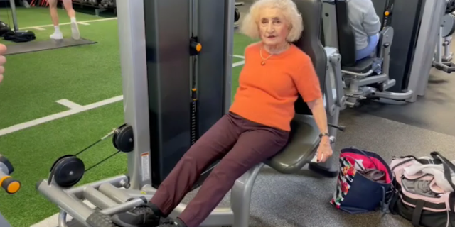 Unlike most gym-goers, Moore goes in a full face of makeup, styled hair and plenty of jewelry.