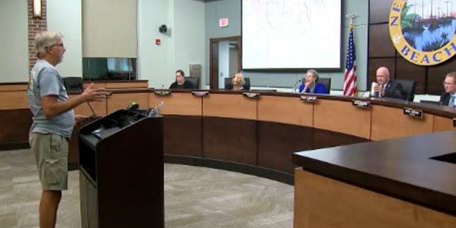 New Smyrna City Commissioners unanimously approved a juvenile curfew on Feb. 28, 2022.