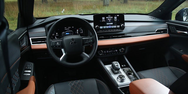 The Outlander comes standard with digital instrumentation.