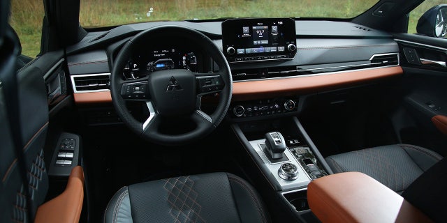 The Outlander comes standard with digital instrumentation.