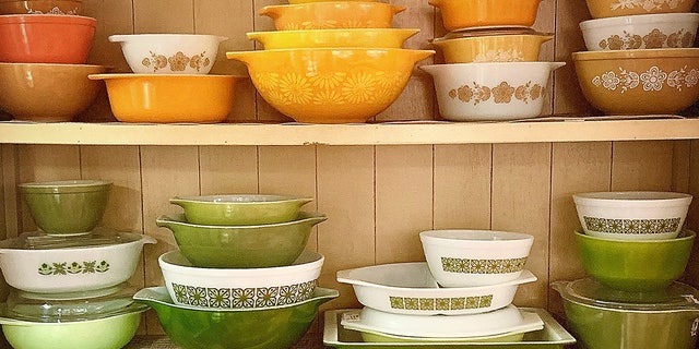 A complete color wheel of vintage Pyrex bowls is on display at Rosie’s Vintage in Huntington on Long Island, New York. For more information, anyone can visit RosiesVintageStore.com.
