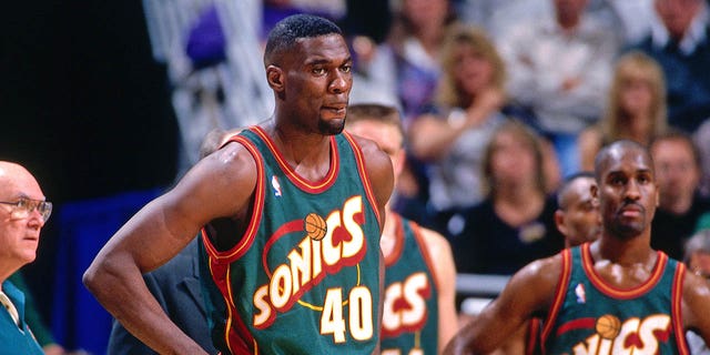 Shawn Kemp, #40 of the Seattle SuperSonics, look on circa 1996 at Arco Arena in Sacramento, California.