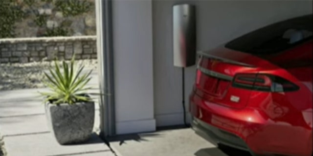 Tesla may soon offer a wireless charging mat for its cars.