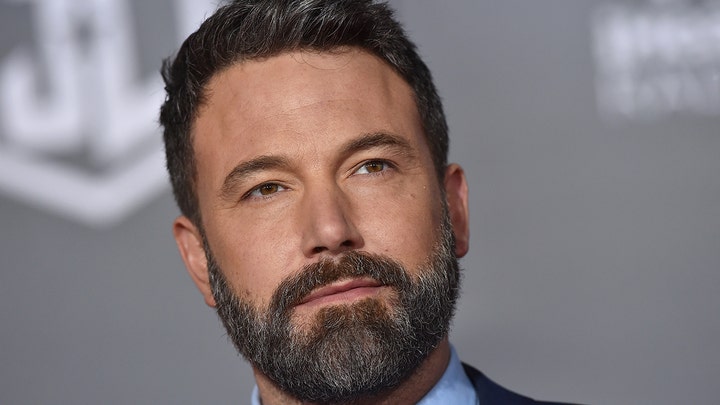 Kevin Smith describes Ben Affleck and Jennifer Lopez's wedding: 'Inspiring'