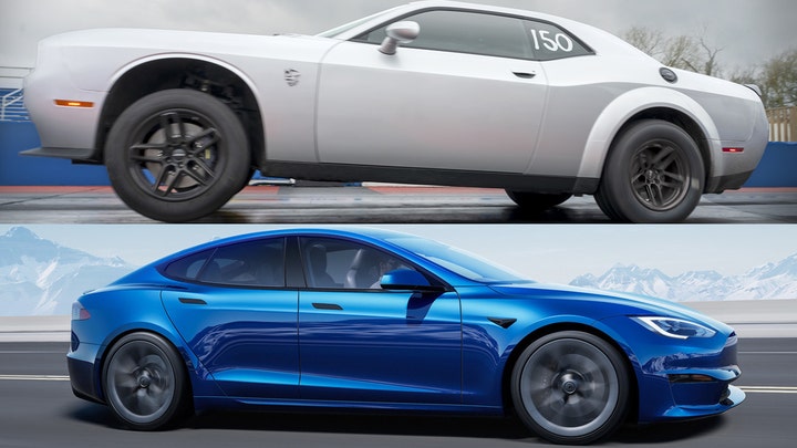 Dodge's last V8-powered car revealed
