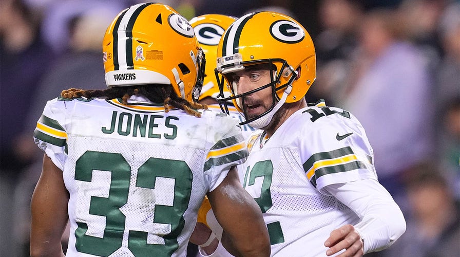 Packers' Aaron Jones wants Aaron Rodgers back in Green Bay, suggests  different veteran QB for Jets