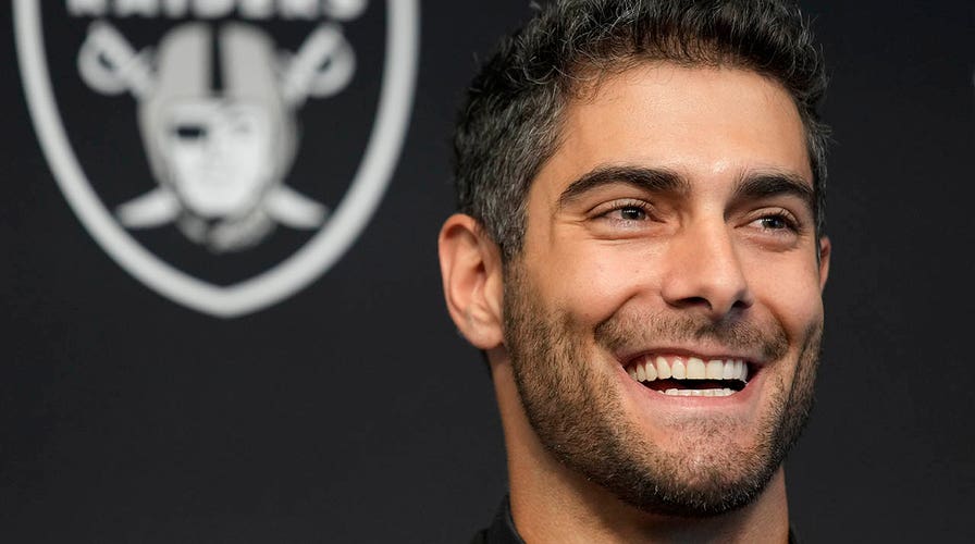 Raiders' Jimmy Garoppolo Left Speechless After Fan Calls Him 'handsome ...