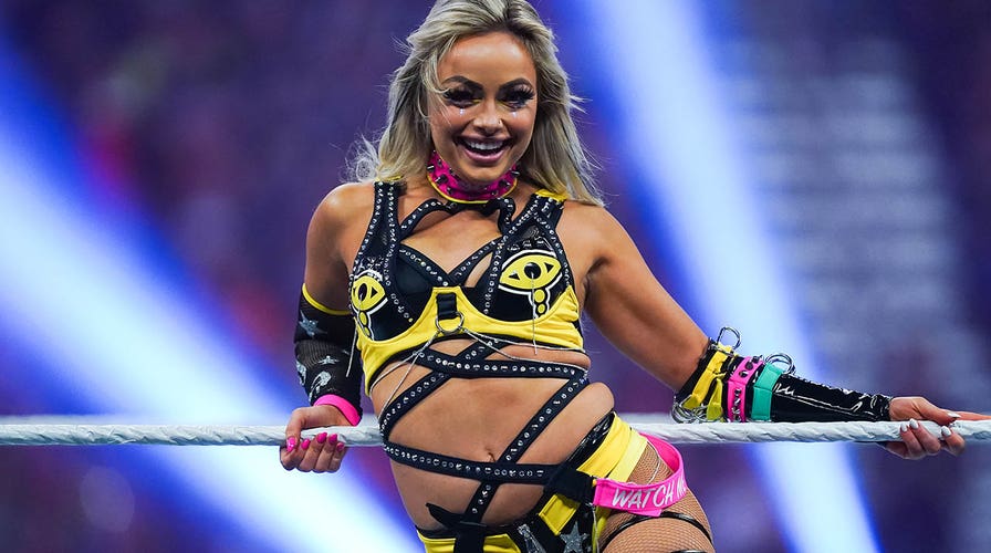 Is Liv Morgan Dating Bo Dallas? All The Latest Rumours And Updates 2 Liv Morgan 2025 Celebrity Liv Morgan, one of the most attractive female Superstars on the WWE roster, is well-known in the wrestling community. She has maintained romantic relationships with a few of her WWE colleagues over the years.